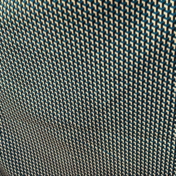 NWT~PERRY ELLIS Men Slim Fit Blue Patterned Button Short Sleeve Top-Medium - Picture 6 of 10